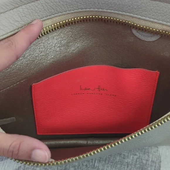 India Hicks Light Gray Leather Clutch Big Zipper - Picture 8 of 9